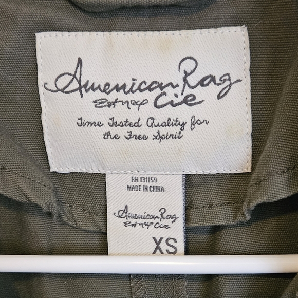 American Rag green vest - Picture 2 of 5